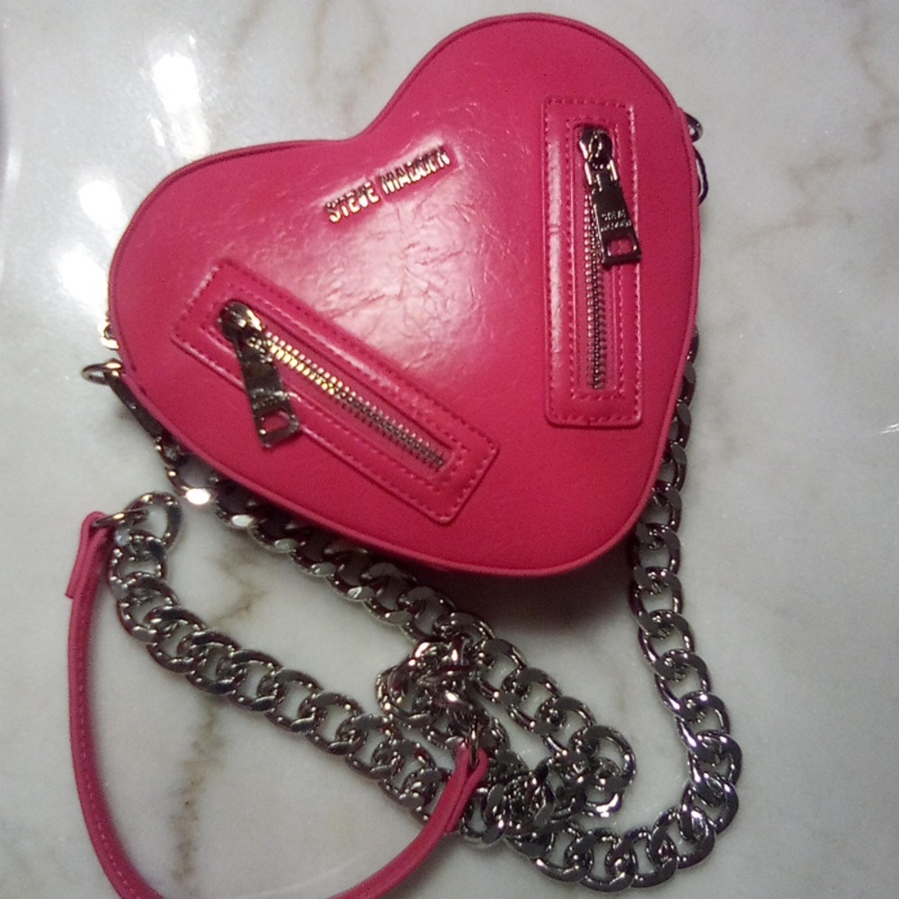 Adorable Pink Heart Purse!